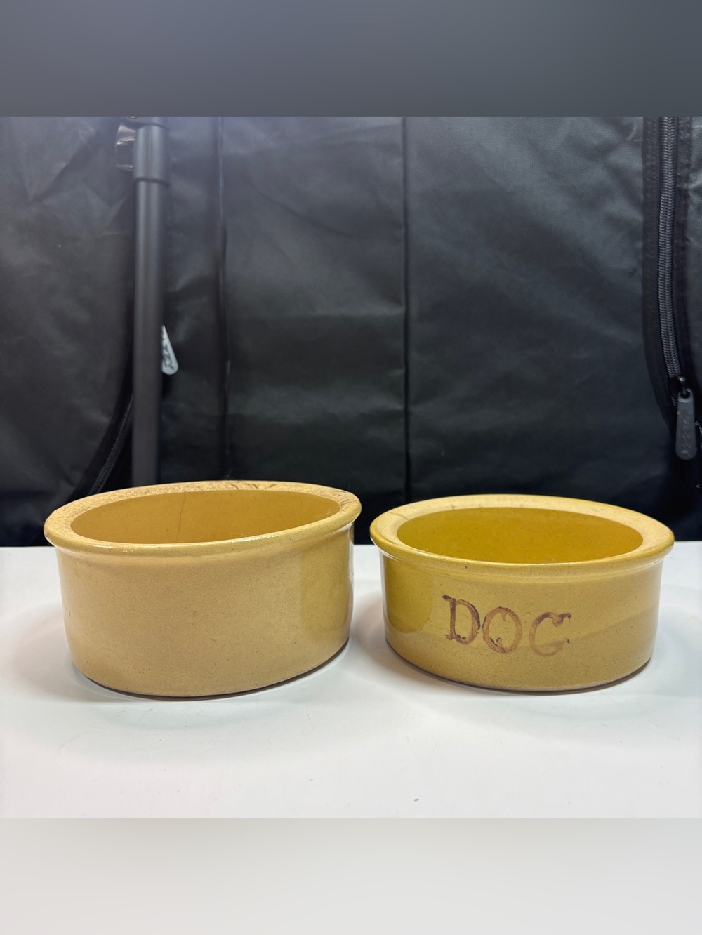 2 RRP Robinson Ransbottom Pottery 6” Dog Bowl Crock Roseville OHIO Stoneware
